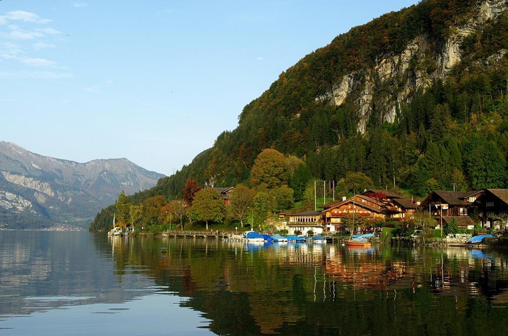 Hotel Chalet Du Lac Iseltwald ภายนอก รูปภาพ